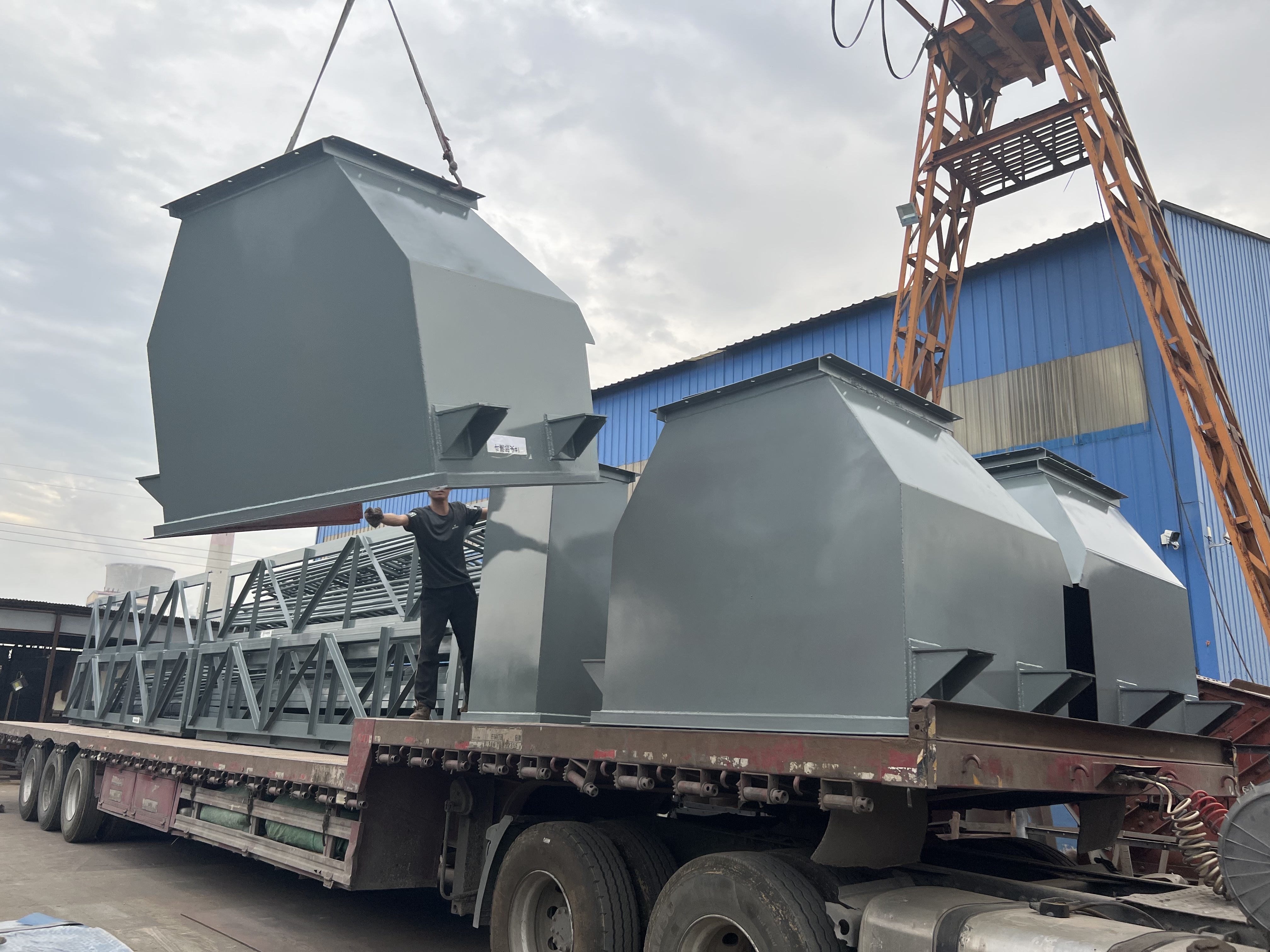 large inclined angle belt conveyor 