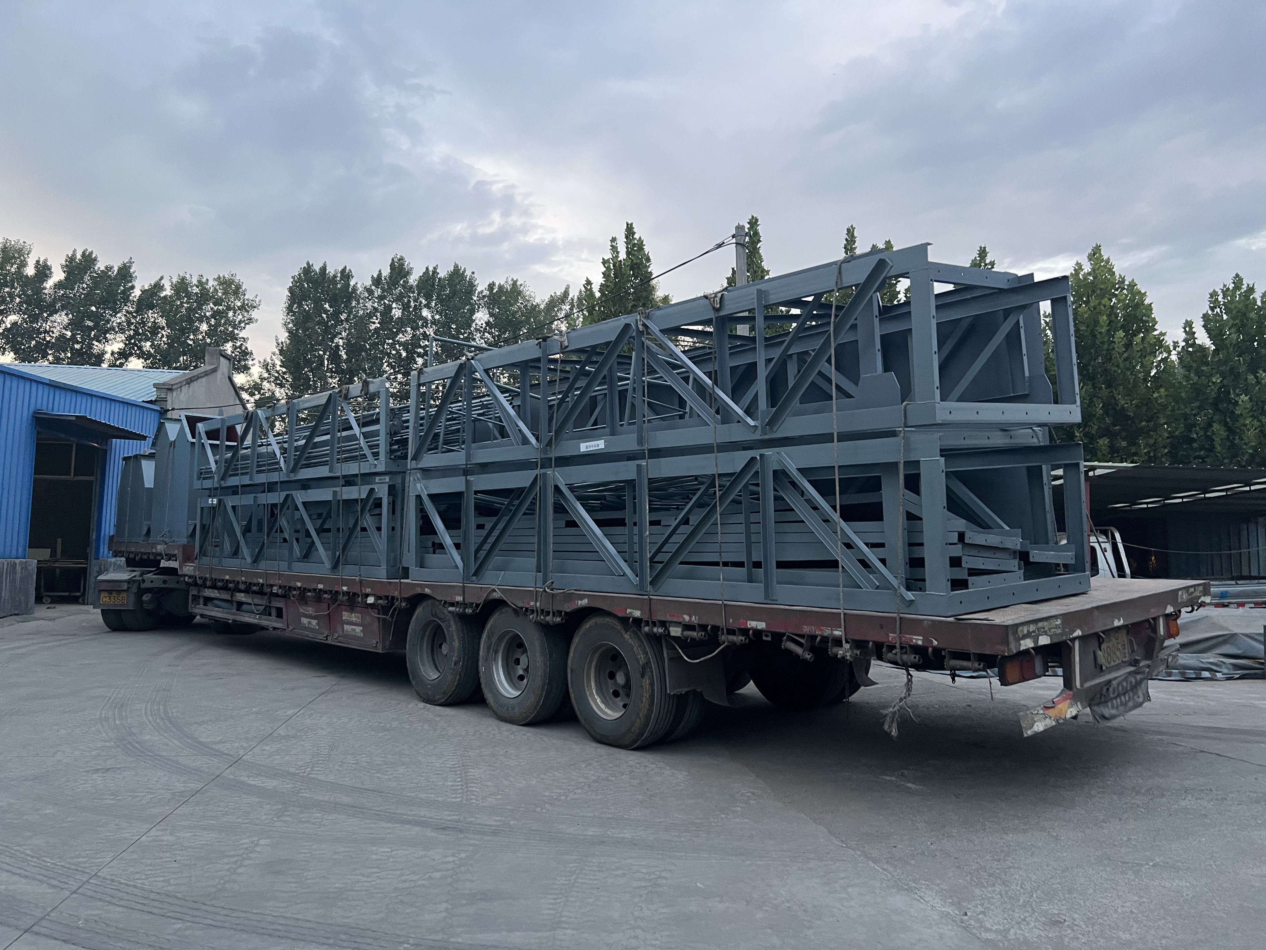 large inclined angle belt conveyor 